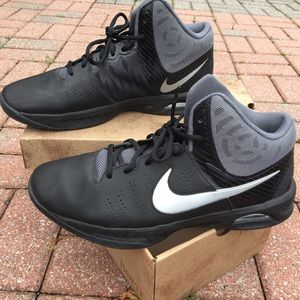 Men’s Nike Air basketball shoes